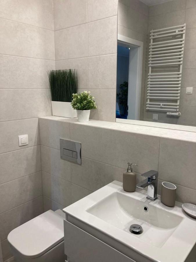 Wislane Tarasy 2.0, Free Parking, Private Garden Apartment Krakow Exterior photo
